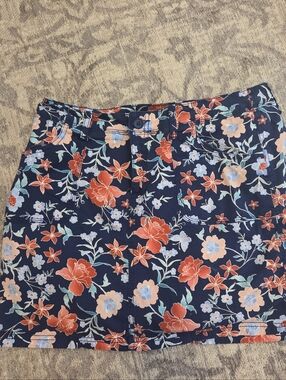 St. John's Bay Floral Skort Size 10